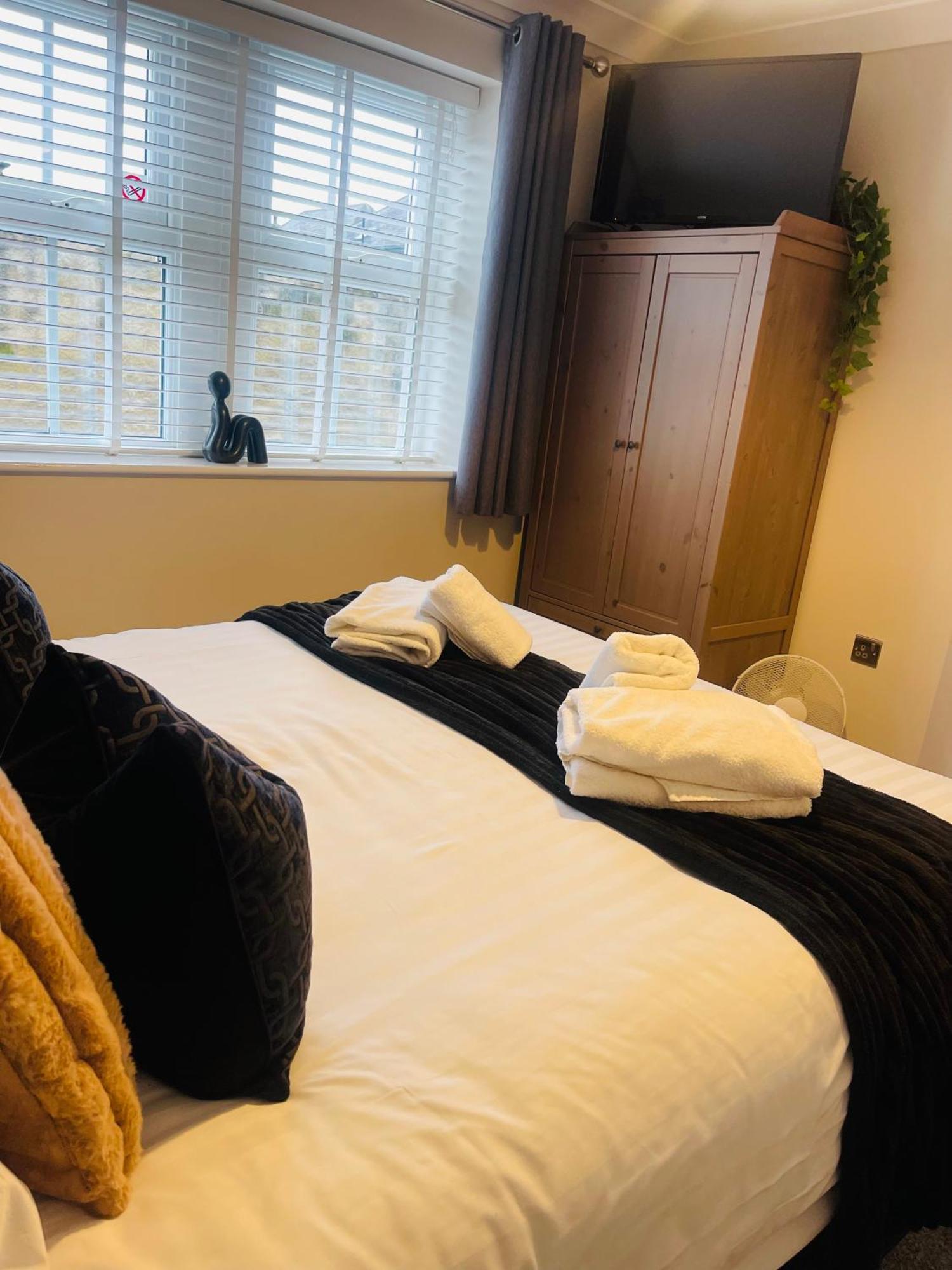 The Mowbray Appartement Harrogate Buitenkant foto